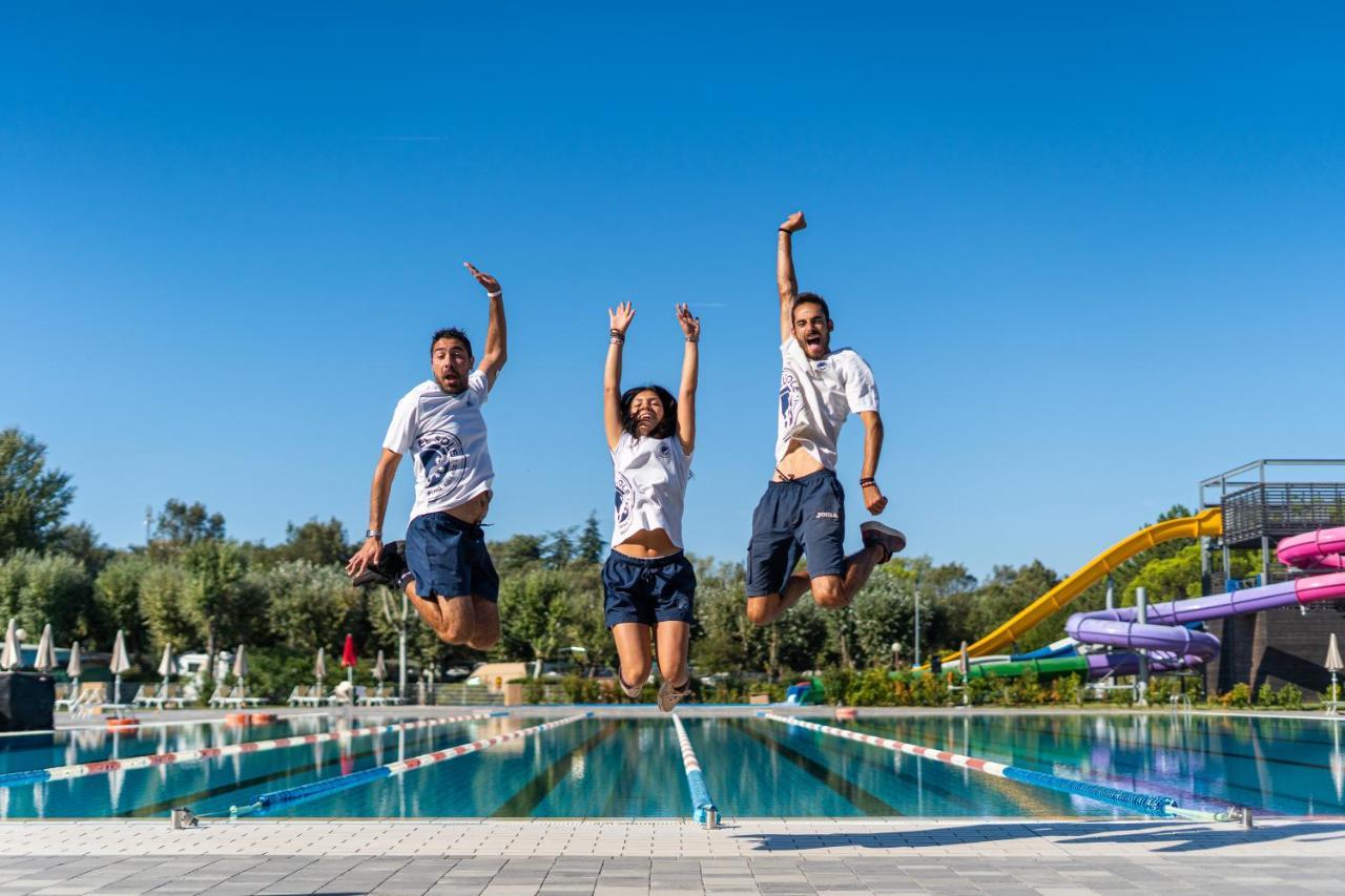 Club Del Sole Marina Julia Family Collection Ξενοδοχείο Εξωτερικό φωτογραφία