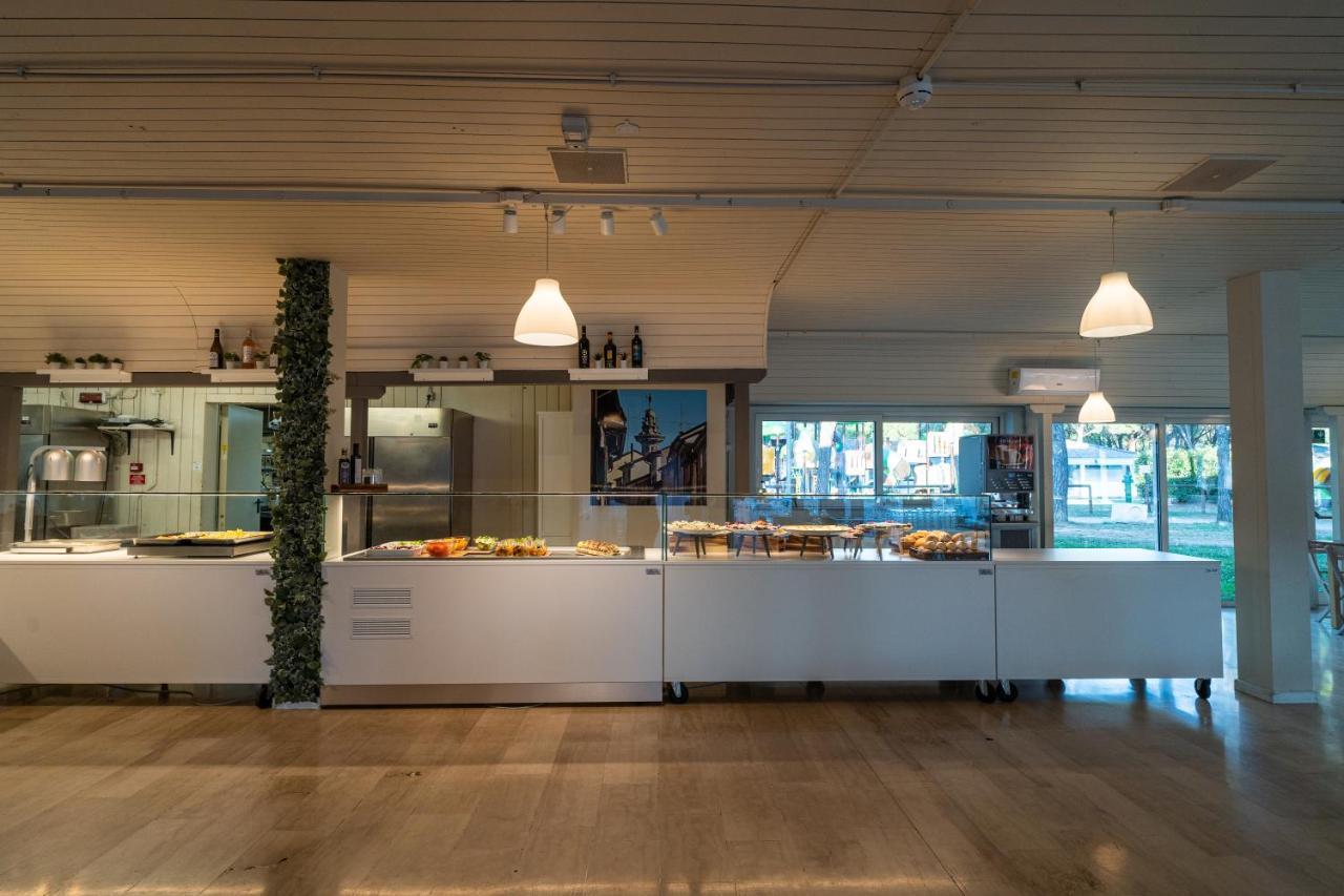 Club Del Sole Marina Julia Family Collection Ξενοδοχείο Εξωτερικό φωτογραφία