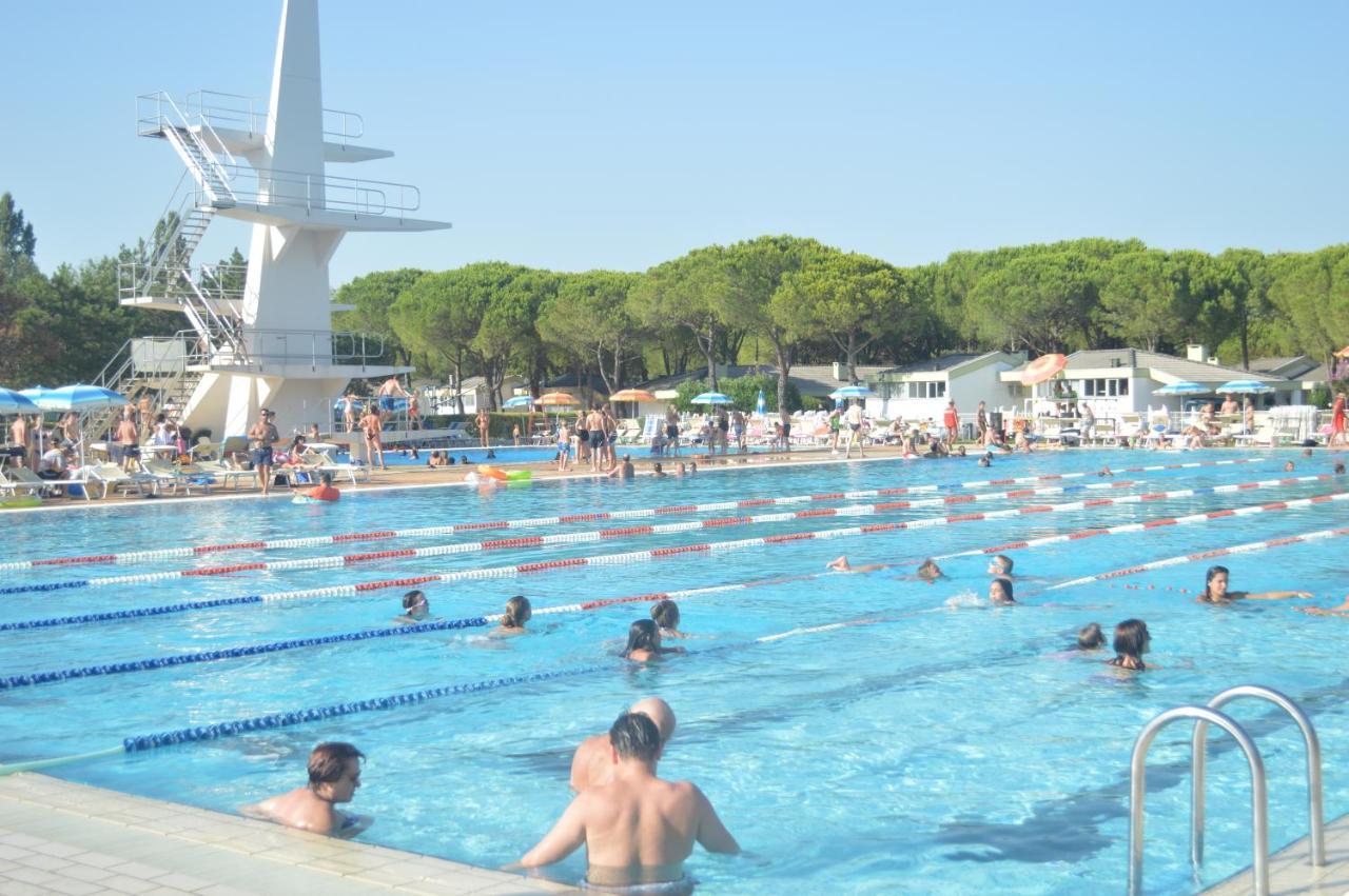 Club Del Sole Marina Julia Family Collection Ξενοδοχείο Εξωτερικό φωτογραφία