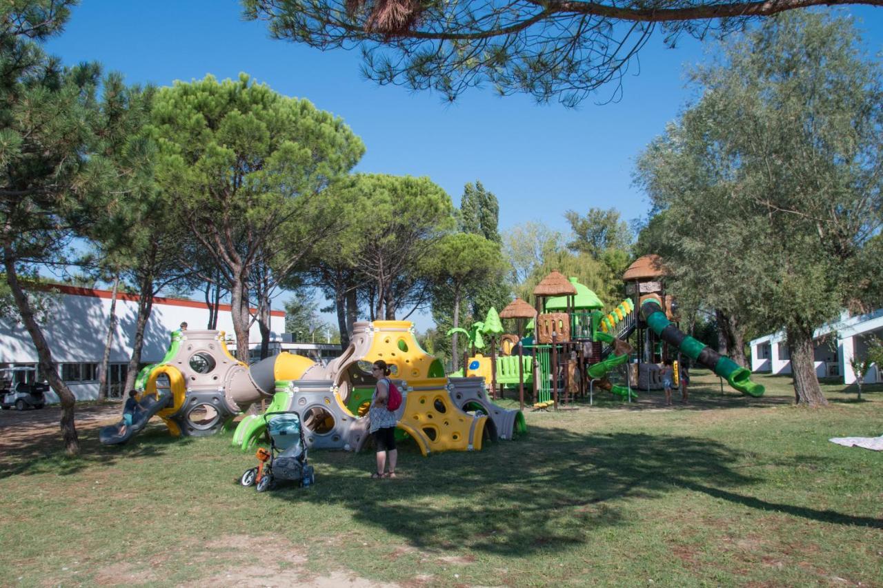 Club Del Sole Marina Julia Family Collection Ξενοδοχείο Εξωτερικό φωτογραφία