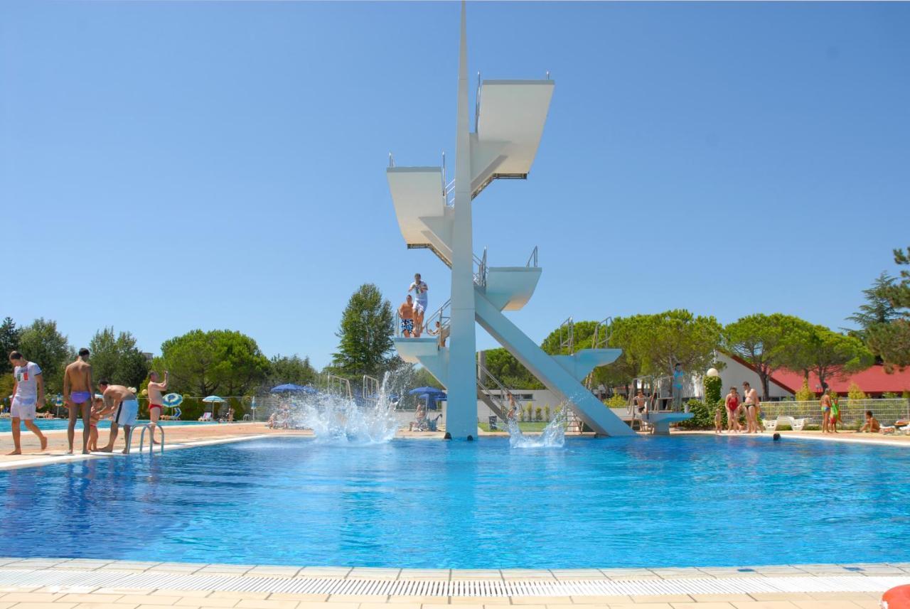 Club Del Sole Marina Julia Family Collection Ξενοδοχείο Εξωτερικό φωτογραφία